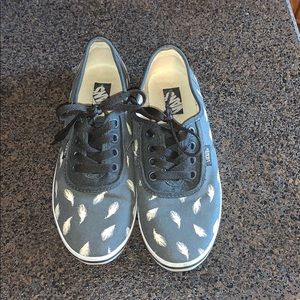 5.5 gray vans